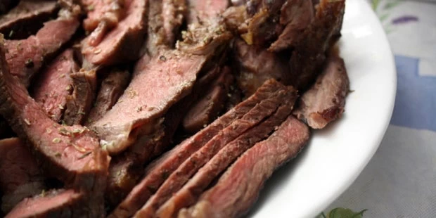 Τι θα συμβεί στο σώμα σας αν κάνετε αποχή από το κρέας (βίντεο)